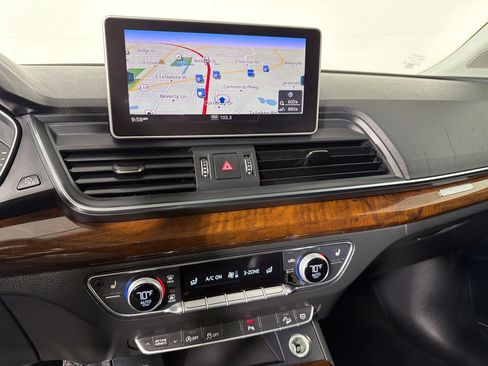 Used 2018 Audi Q5 2.0T Premium Plus AWD/4WD image 17
