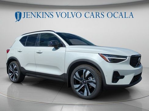 New 2026 Volvo XC40 B5 Ultra AWD/4WD image 1