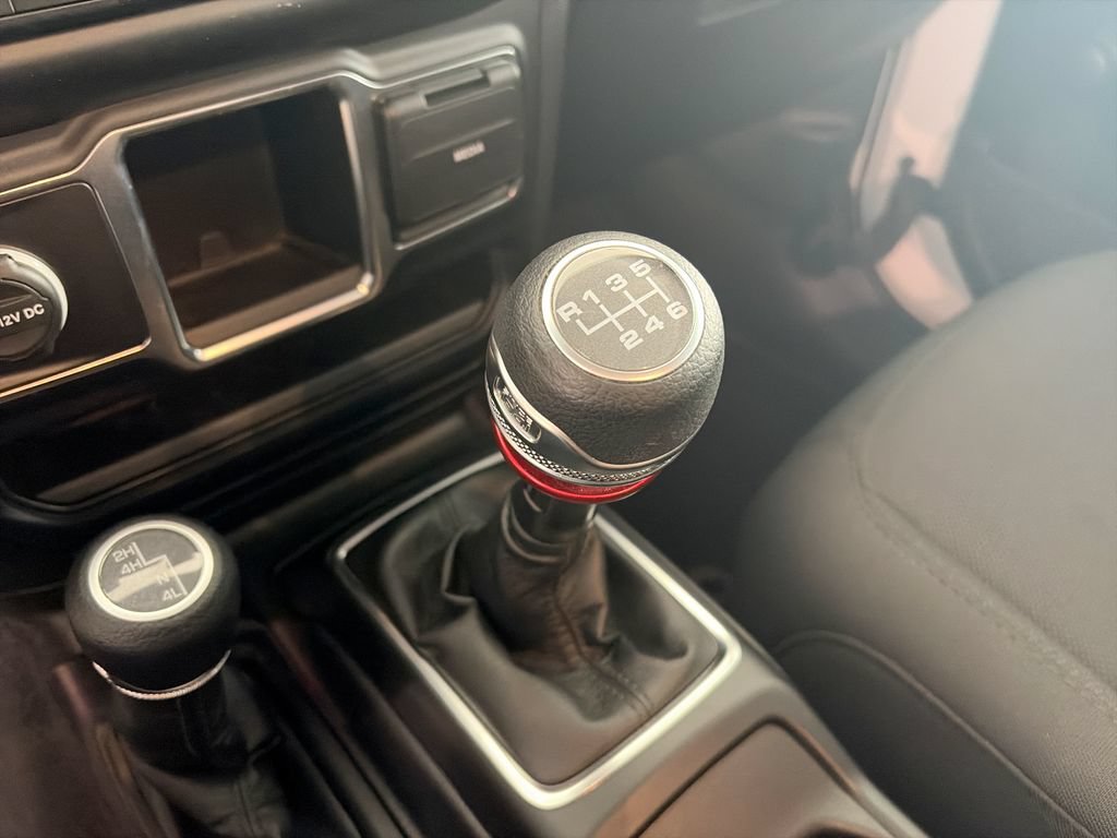 Used 2023 Jeep Wrangler Sport AWD/4WD image 23