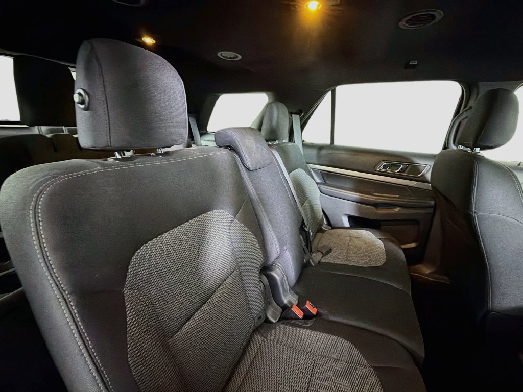 Used 2019 Ford Explorer XLT FWD image 23