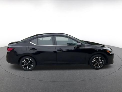 Used 2025 Nissan Sentra SV FWD image 15