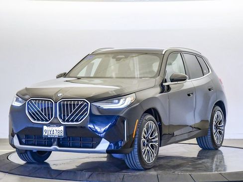 Used 2025 BMW X3 xDrive30i image 1