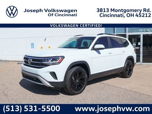 Certified 2023 Volkswagen Atlas SE w/ Panoramic Sunroof Package image 1
