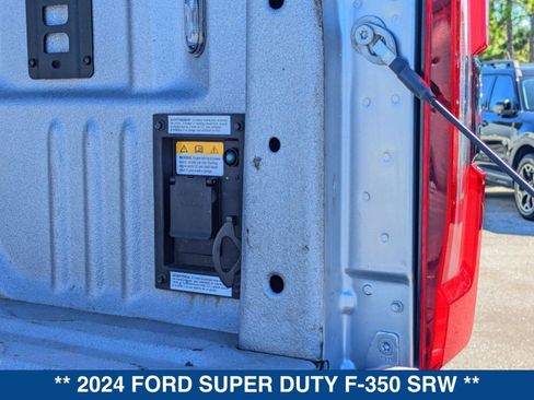 Used 2024 Ford F350 Limited image 16