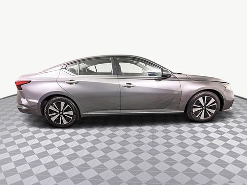 Used 2021 Nissan Altima 2.5 SV image 11