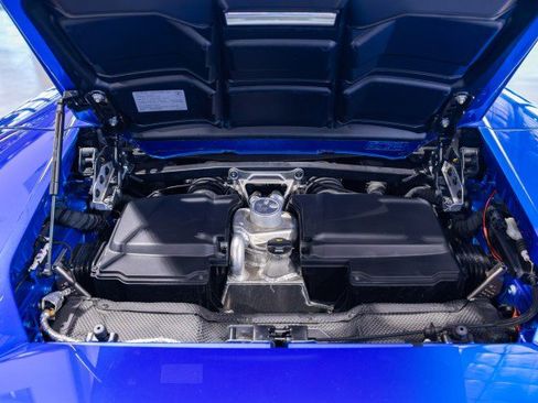 Used 2019 Lamborghini Huracan LP 580-2 image 24