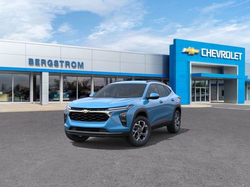 New 2026 Chevrolet Trax LT image 8