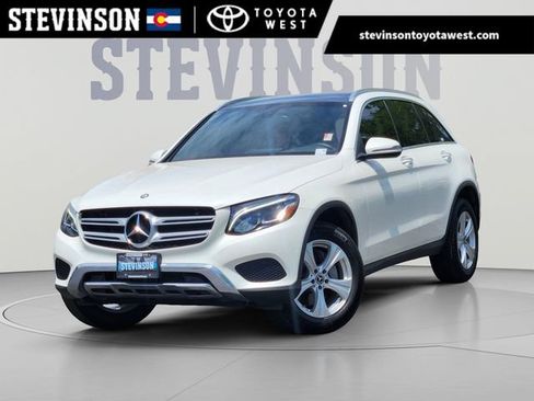 Used 2017 Mercedes-Benz GLC 300 4MATIC image 1