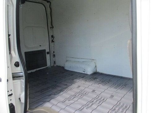 Used 2016 Nissan NV 2500 S image 9