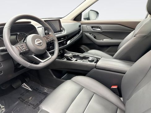 Used 2023 Nissan Rogue SL AWD/4WD image 10