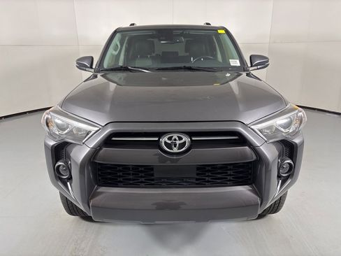 Used 2023 Toyota 4Runner SR5 Premium image 3