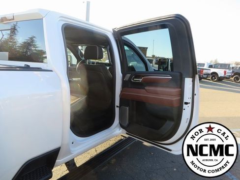 Used 2024 GMC Sierra 3500 Denali Ultimate image 66