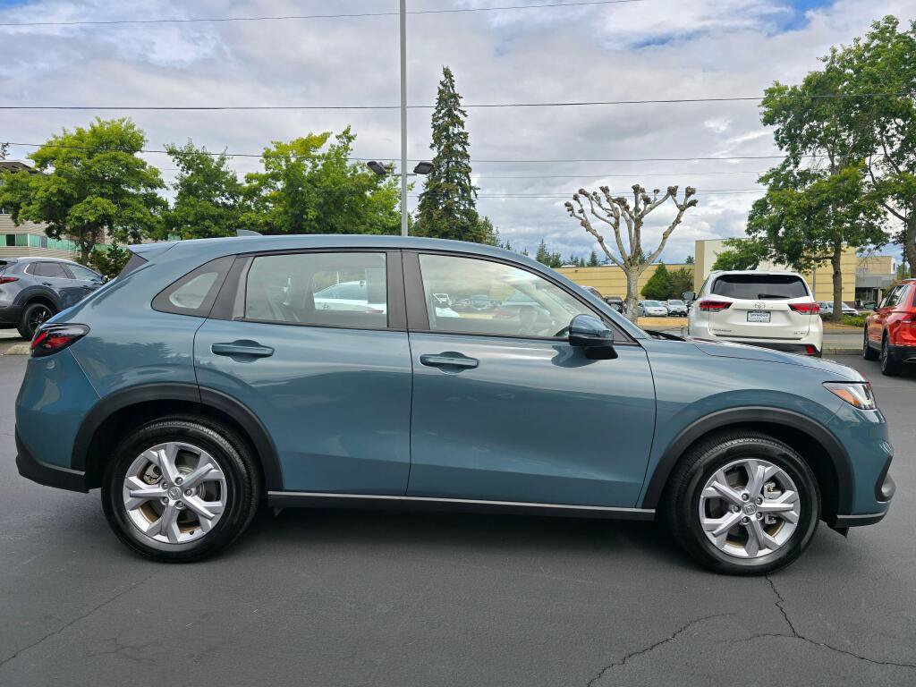 Certified 2024 Honda HR-V LX image 10