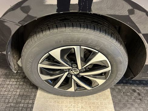 Certified 2024 Volkswagen Jetta S FWD image 14
