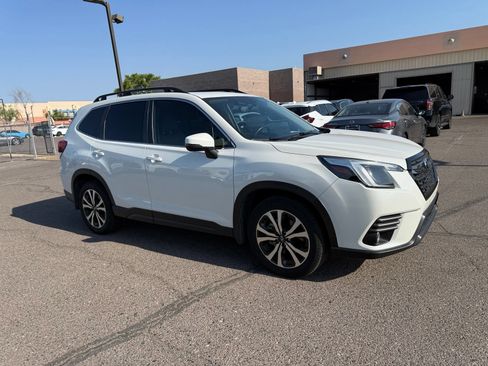 Used 2022 Subaru Forester Limited w/ Popular Package #3 AWD/4WD image 3