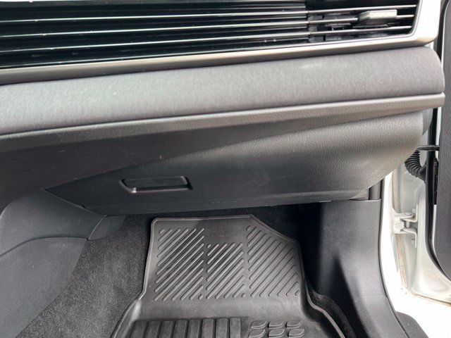 Used 2026 Toyota Camry LE FWD image 31