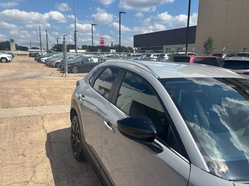 Used 2025 MAZDA CX-30 AWD 2.5 S w/ Select Sport Pkg image 16