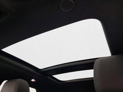 New 2026 Land Rover Range Rover Evoque S image 15