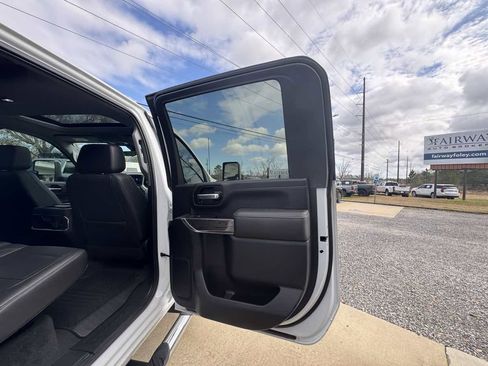 Used 2020 Chevrolet Silverado 2500 LTZ w/ LTZ Premium Package image 35