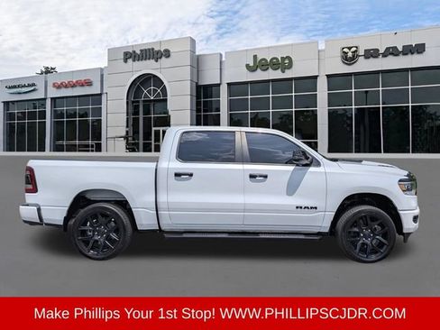 Used 2024 RAM 1500 Laramie AWD/4WD image 2