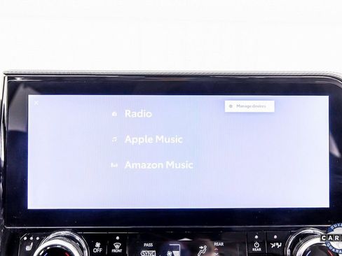 Used 2023 Toyota Highlander Platinum image 23