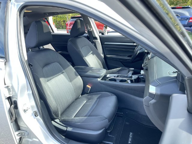 Used 2020 Nissan Altima 2.5 SV FWD image 27