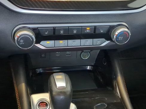 Used 2023 Nissan Altima 2.5 SR w/ SR Premium Package FWD image 25