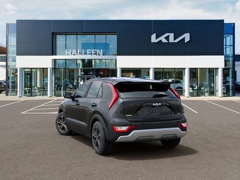 New 2026 Kia Niro LX FWD image 4