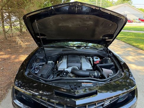 Used 2011 Chevrolet Camaro SS RWD image 56