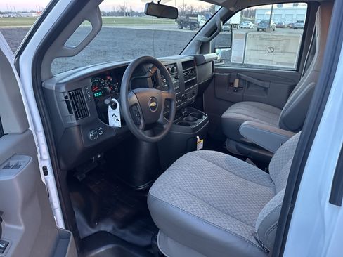 New 2025 Chevrolet Express 3500 w/ Power Convenience Package image 11