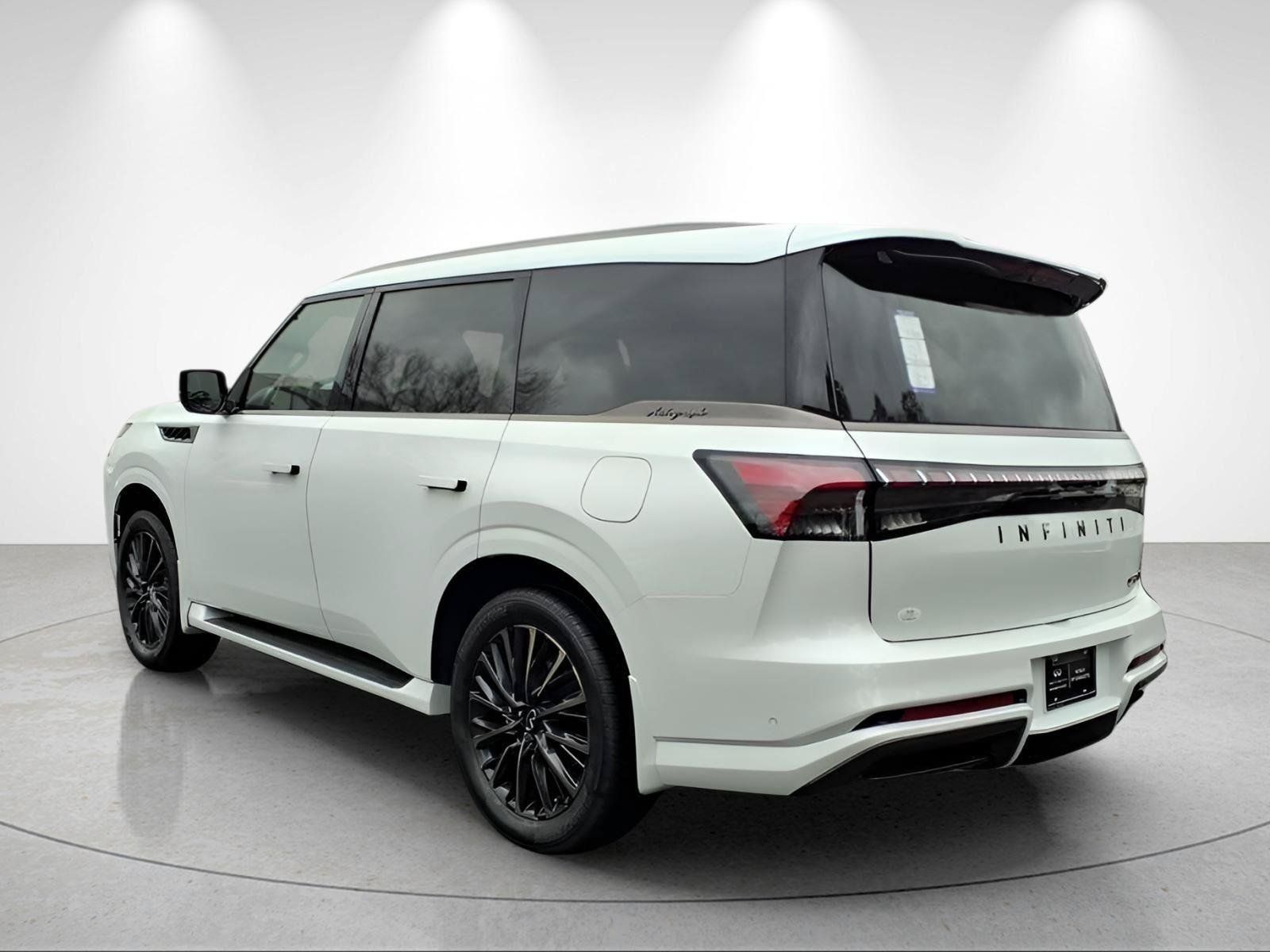 New 2026 INFINITI QX80 Autograph w/ Premium Cargo Package AWD/4WD image 3
