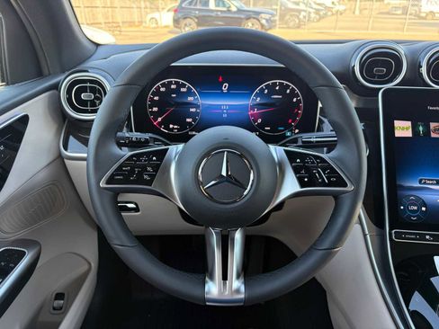 New 2026 Mercedes-Benz GLC 300 4MATIC image 23