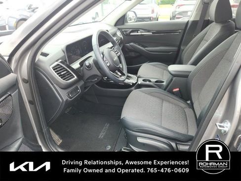 Used 2025 Kia Seltos X-Line AWD/4WD image 8