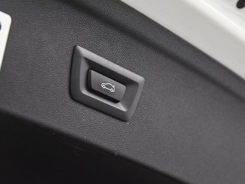 Used 2024 BMW iX xDrive50 w/ Premium Package image 36