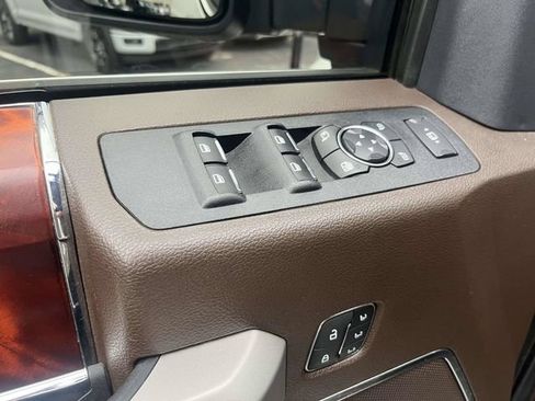 Used 2022 Ford F450 King Ranch w/ King Ranch Ultimate Package AWD/4WD image 19