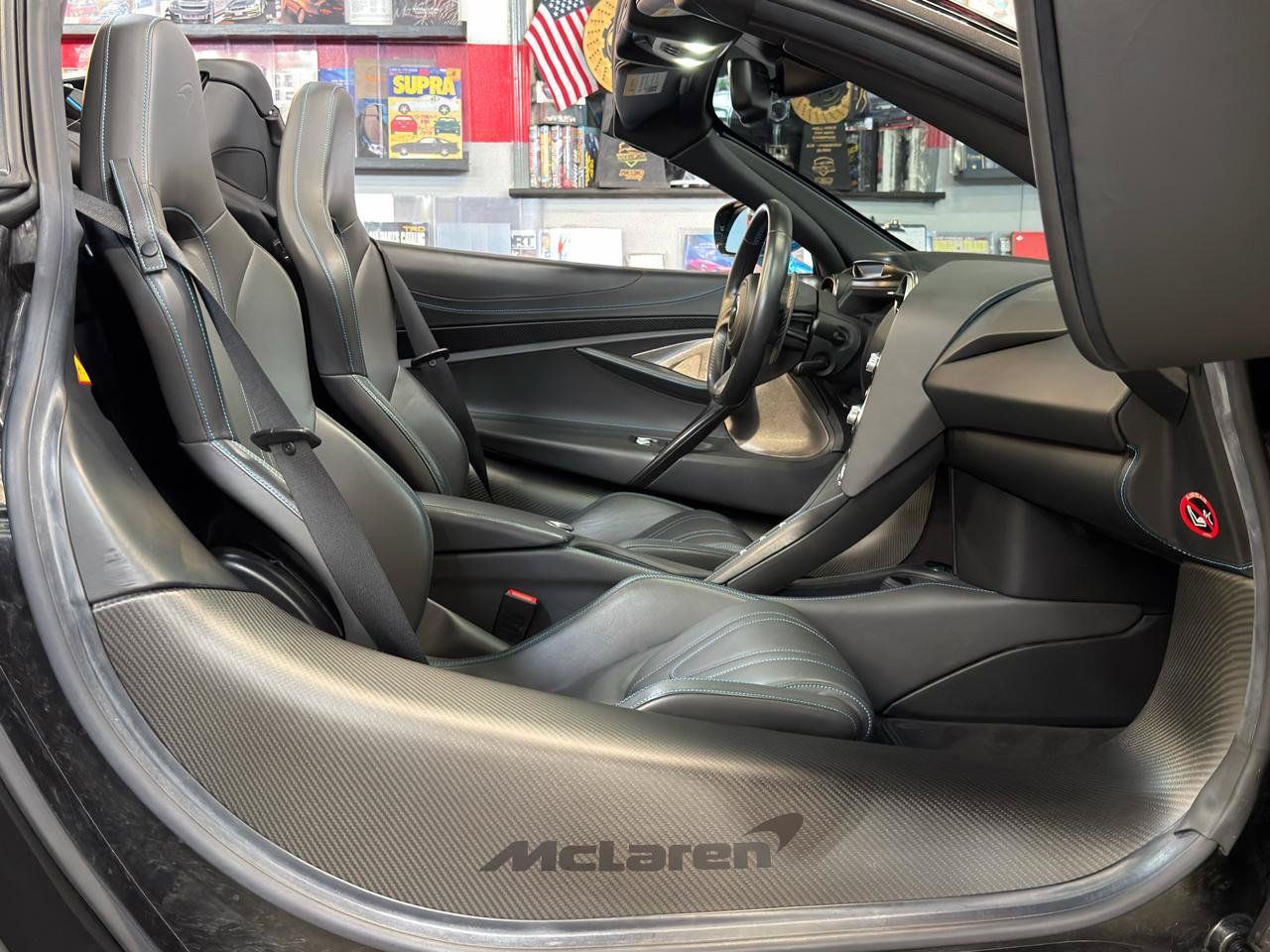 Used 2020 McLaren 720S Luxury RWD image 29