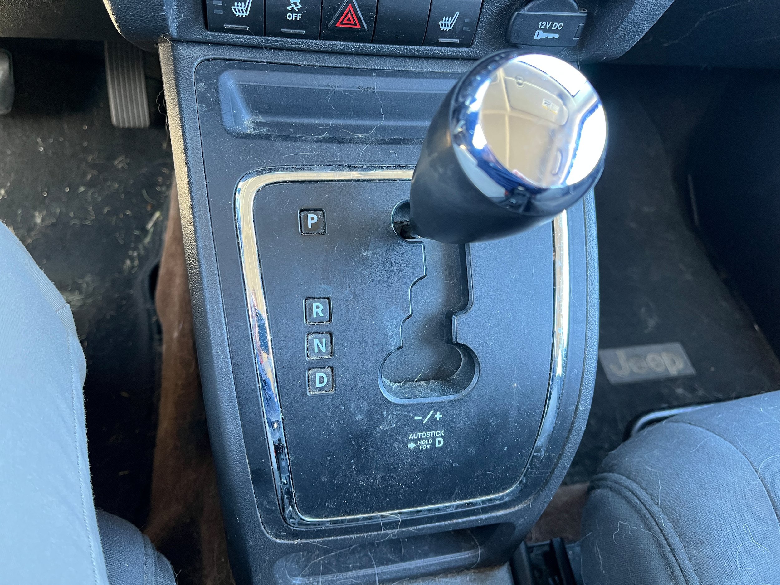 Used 2014 Jeep Patriot Latitude AWD/4WD image 15
