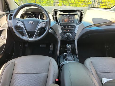 Used 2017 Hyundai Santa Fe Sport FWD image 15