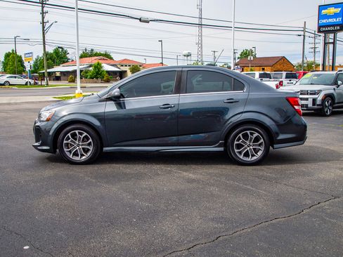 Used 2018 Chevrolet Sonic LT w/ RS Package FWD image 4