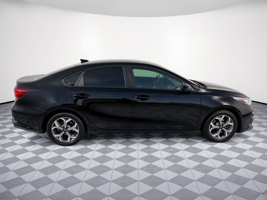 Used 2021 Kia Forte LXS FWD image 8
