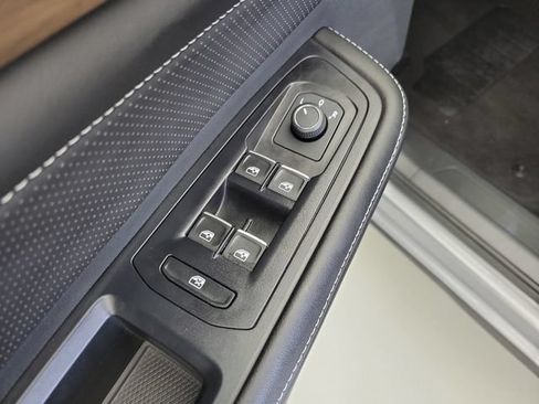 Used 2026 Volkswagen Atlas SE FWD image 20