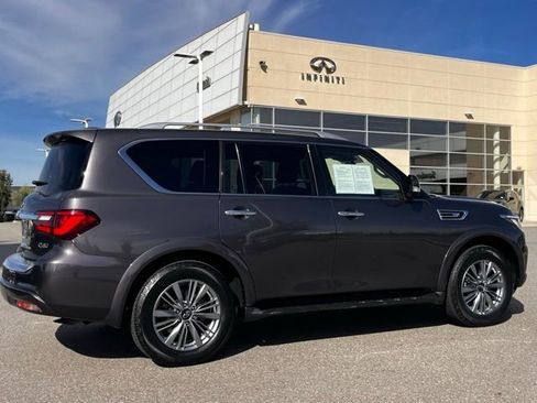 Certified 2022 INFINITI QX80 Luxe w/ All-Season Package image 5