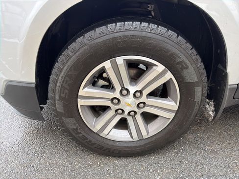 Used 2015 Chevrolet Traverse LT image 10