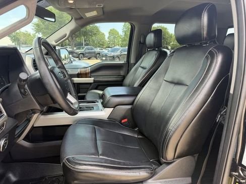 Used 2018 Ford F150 Lariat RWD image 26