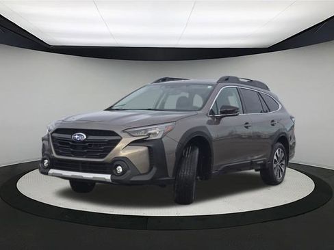 Certified 2023 Subaru Outback Limited image 3