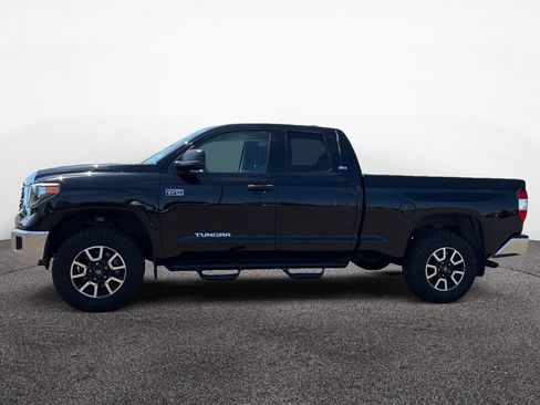 Used 2020 Toyota Tundra SR5 AWD/4WD image 2
