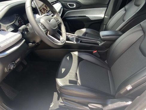 Certified 2024 Jeep Compass Latitude AWD/4WD image 49