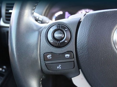 Used 2014 Lexus CT 200h Premium image 16