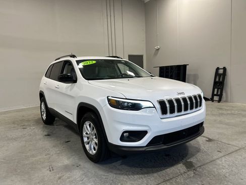 Used 2022 Jeep Cherokee Latitude Lux AWD/4WD image 4