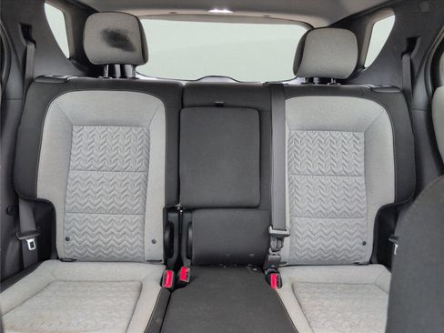 Used 2023 Chevrolet Equinox LT image 27